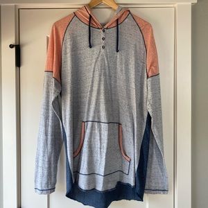 BKE Men’s Hooded Long Sleeve Shirt